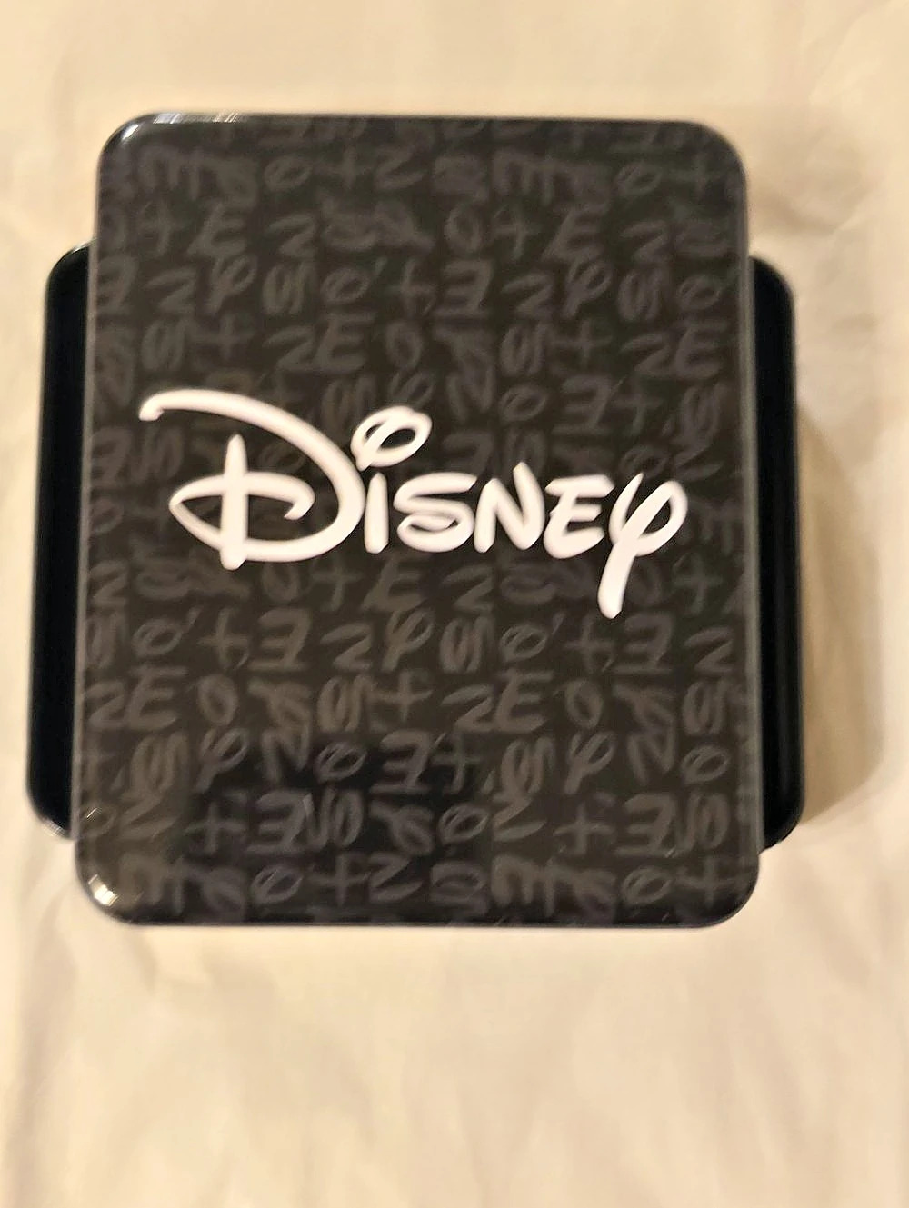 Disney Maui Wallet Black & Brown